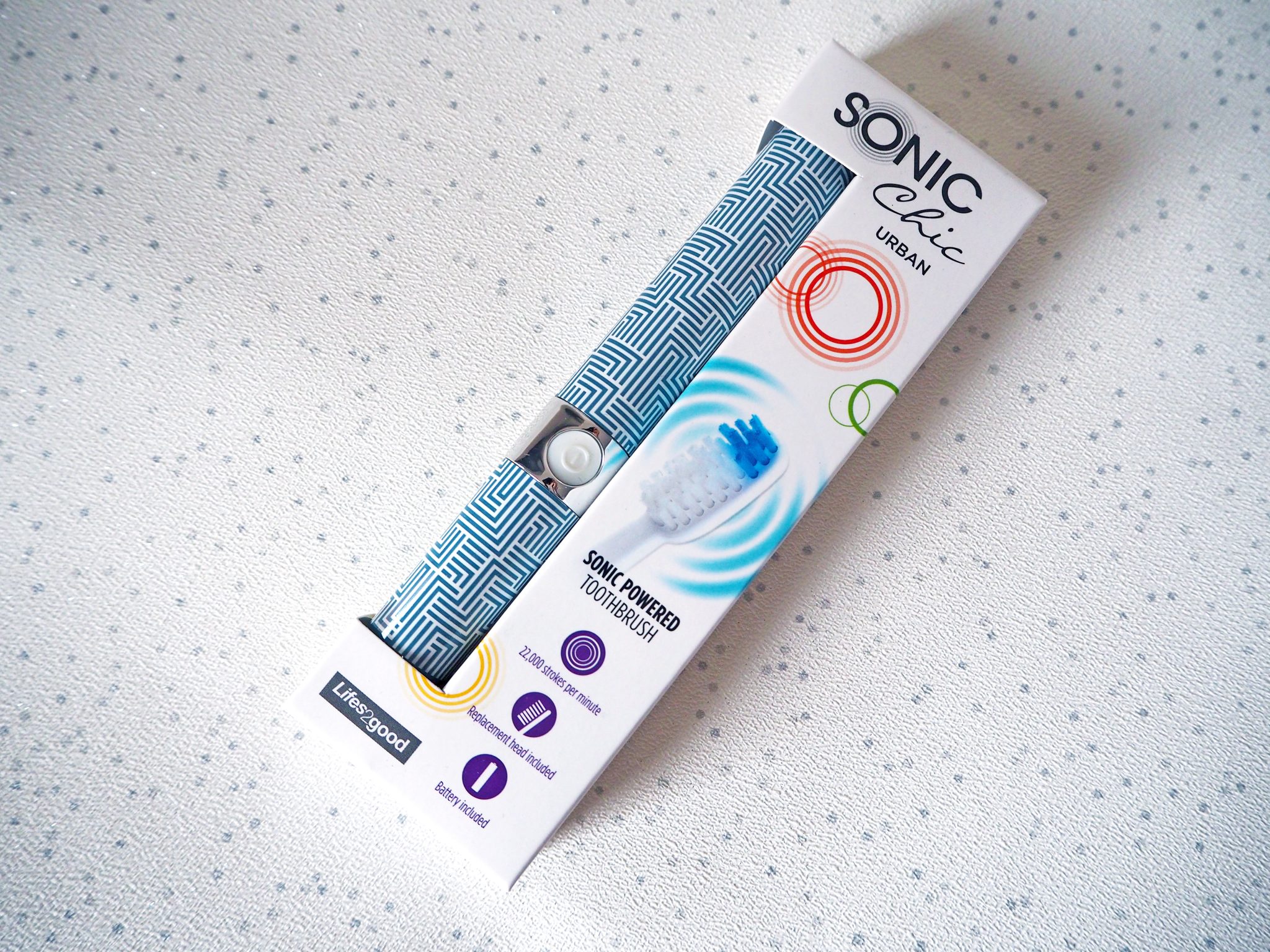 Laura Kate Lucas - Manchester Fashion, Fitness and Food Blogger | Sonic Chic Toothbrush Product Review