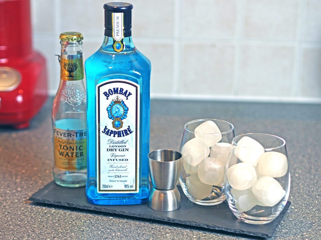 Laura Kate Lucas - Manchester Food, Drink and Fashion Blogger | Bombay Sapphire Gin Recipe