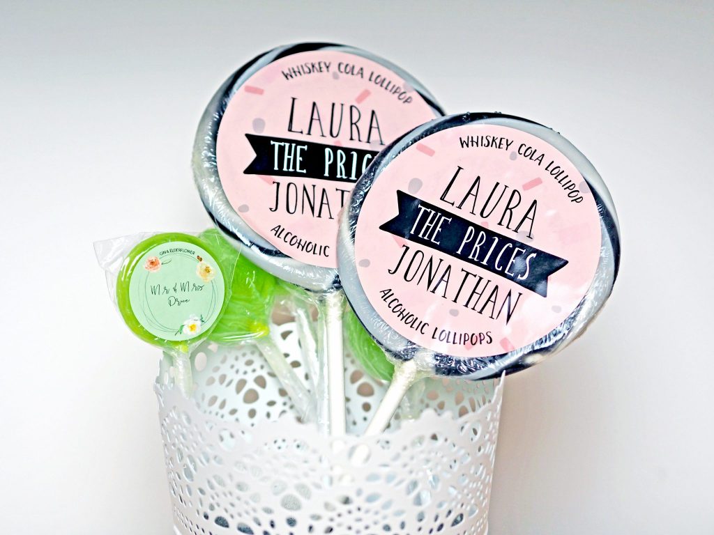 Laura Kate Lucas - Manchester Fashion, Lifestyle and Wedding Blogger | Holly's Lollies Wedding Favour Treat Review