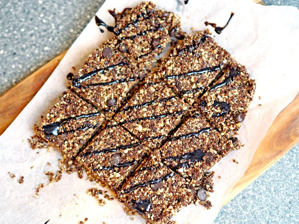 Laura Kate Lucas - Manchester Lifestyle, Fashion and Food Blogger | Healthy Recipe Snack Idea - Homemade Chocolate Flapjack