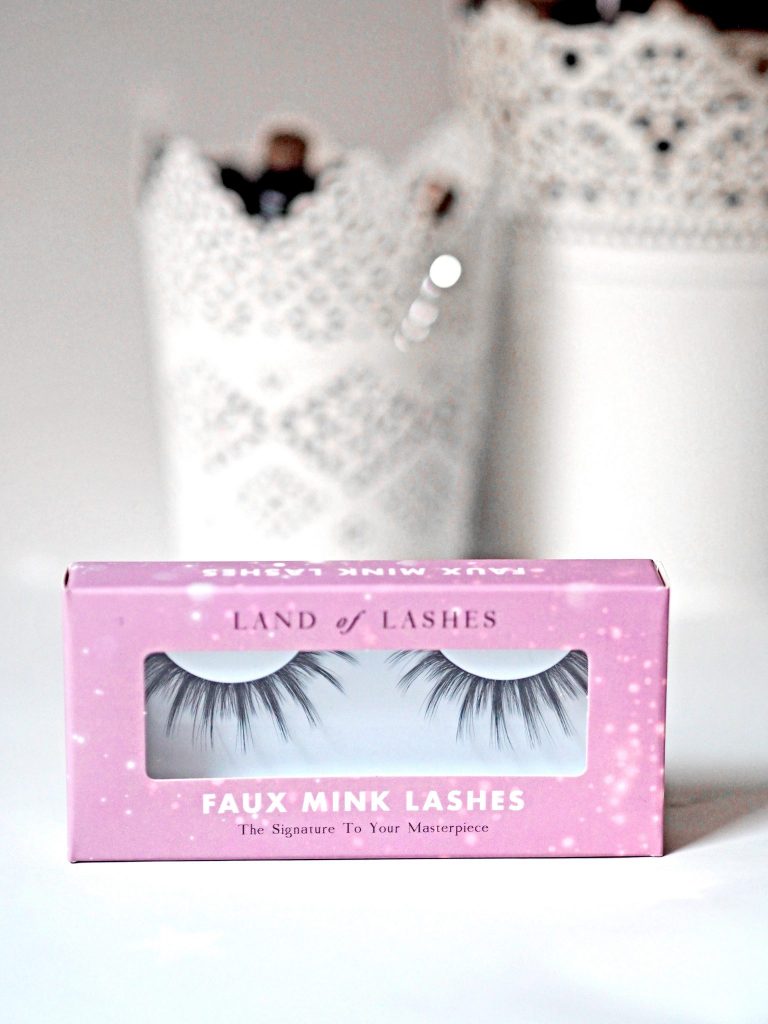 Laura Kate Lucas - Manchester Fashion, Beauty and Travel Blogger | falseeyelsahes.co.uk - Land of Lashes Review