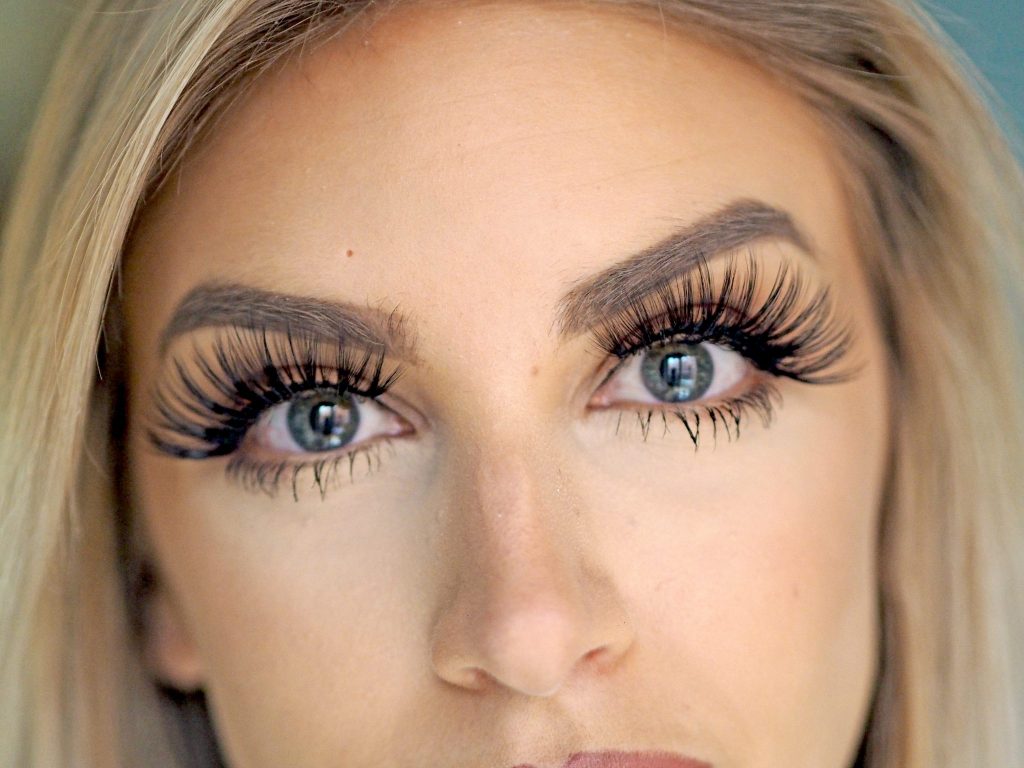 Laura Kate Lucas - Manchester Fashion, Beauty and Travel Blogger | falseeyelsahes.co.uk - Land of Lashes Review