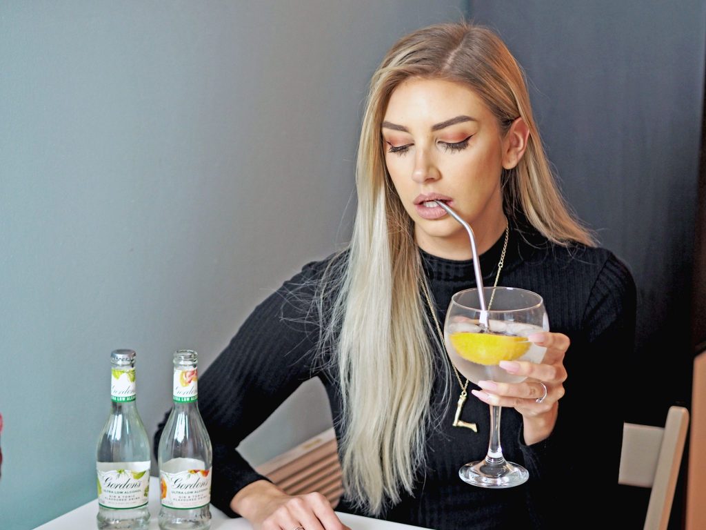 Laura Kate Lucas - Manchester Lifestyle, Fashion and Food Blogger | ILoveGin Monthly Gin Subscription Box Review