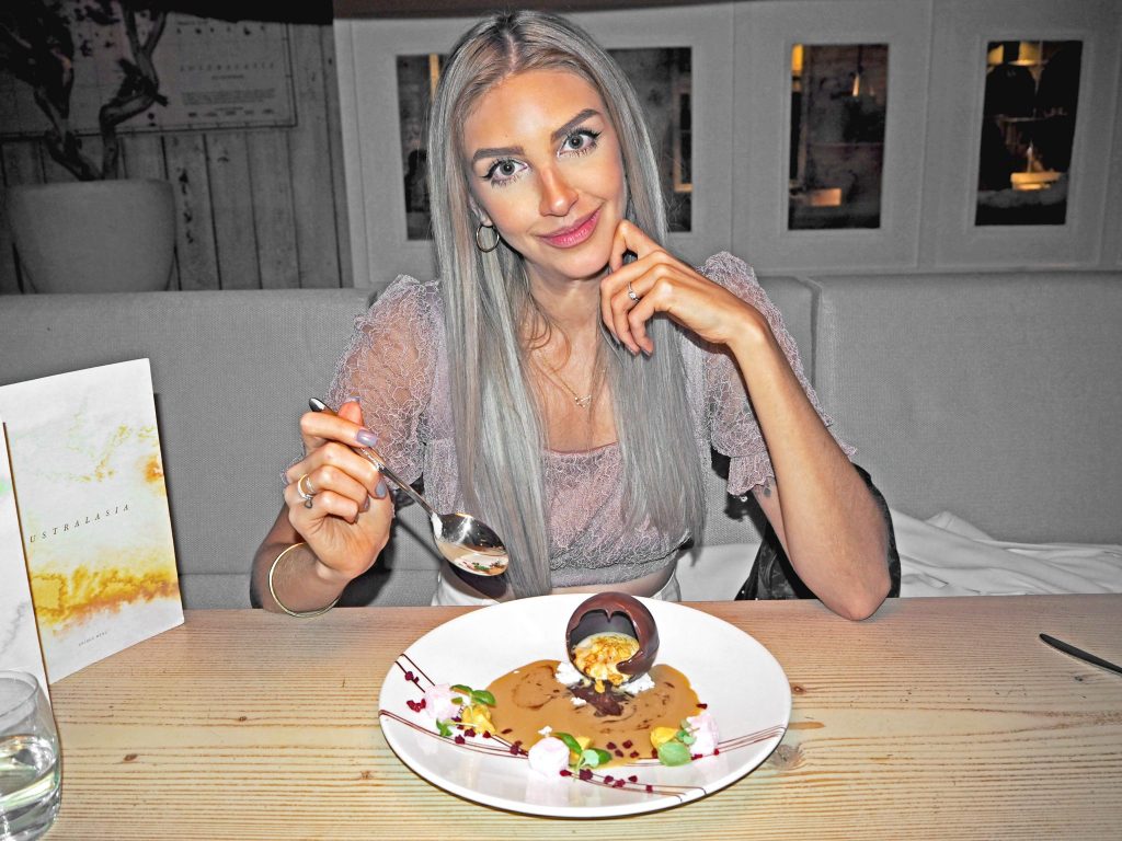 Laura Kate Lucas - Manchester Fashion, Food and Lifestyle Blogger | Australasia Review