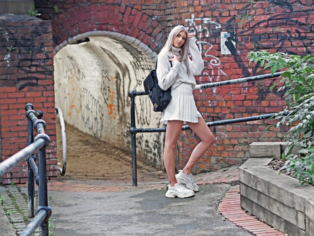 Laura Kate Lucas - Manchester Fashion, Style and Travel Blogger | Gaston Luga Backpack Bag