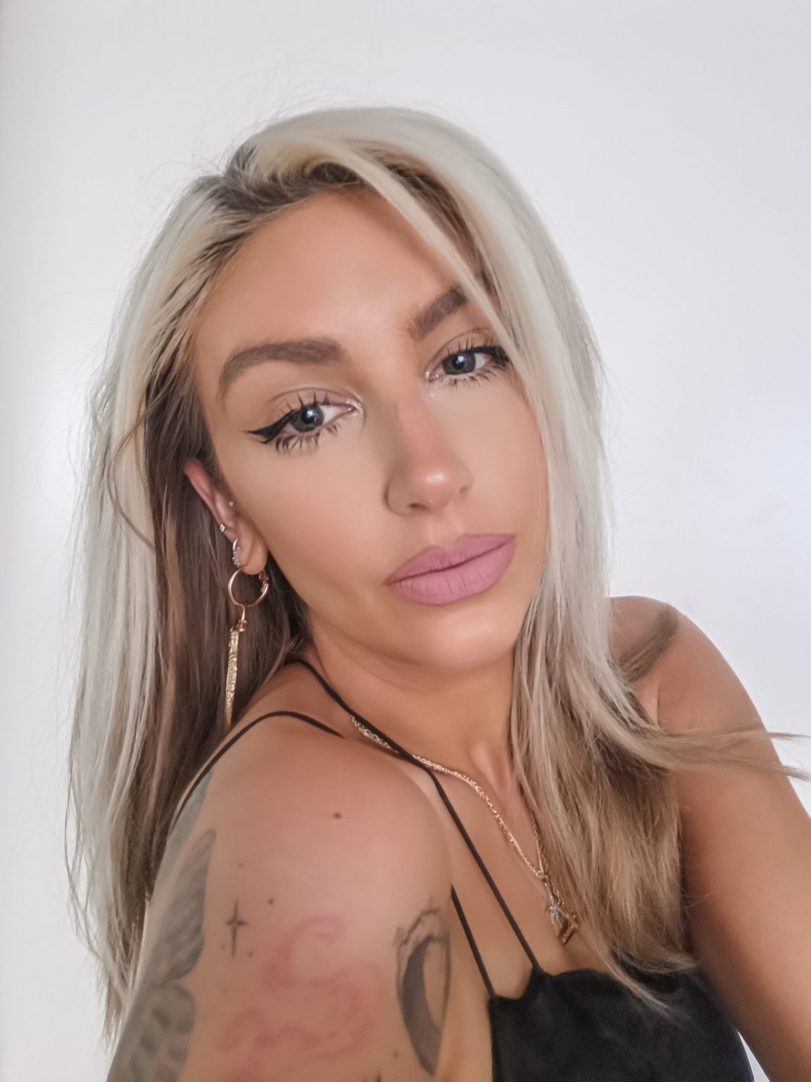 Kat Von D Good Apple Foundation