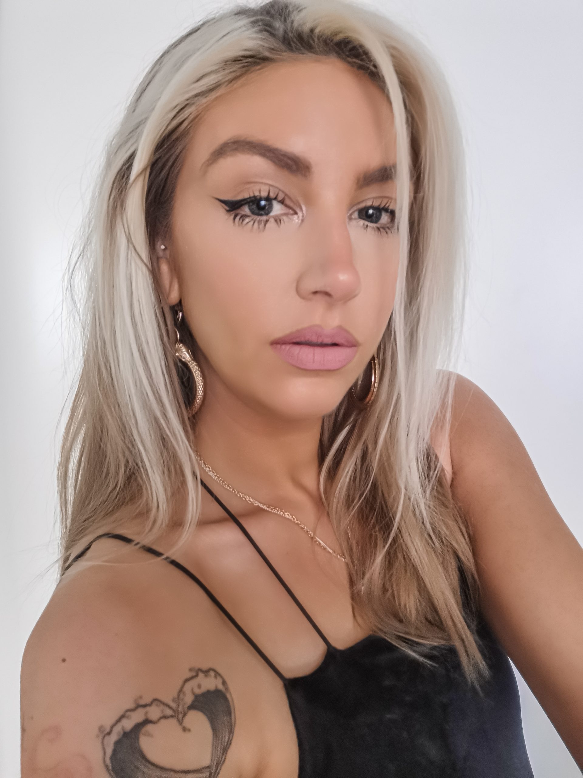 Kat Von D Good Apple Foundation