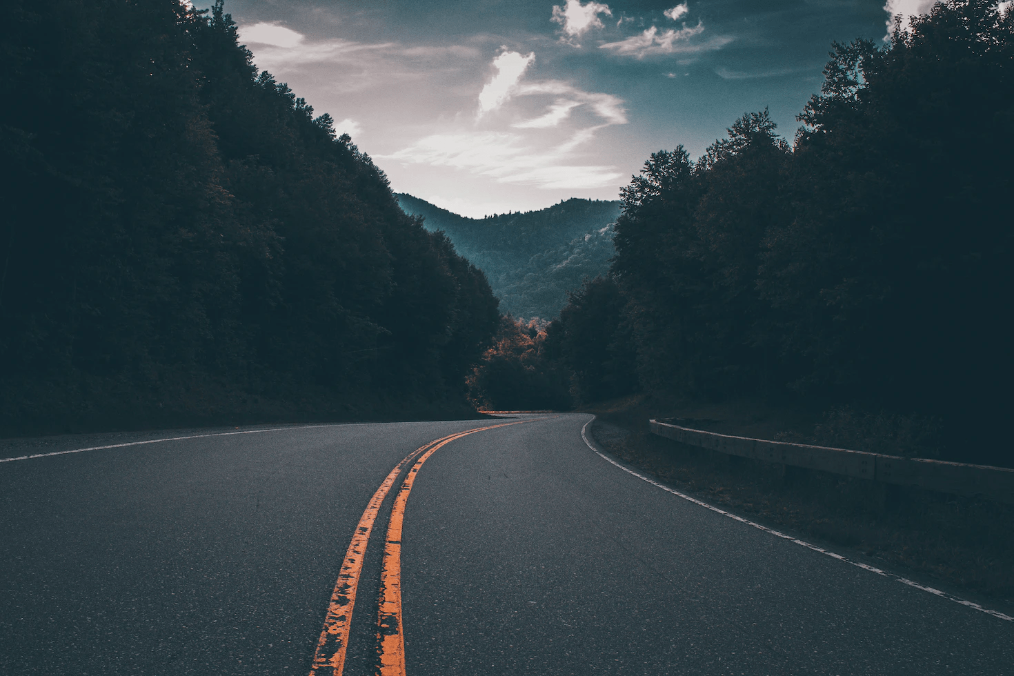 travel the great rocky mountains unsplash